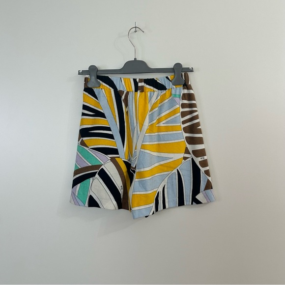 Emilio Pucci Shorts - Picture 2 of 6